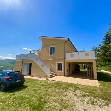 Beautiful Mountain View In Casa vacanze